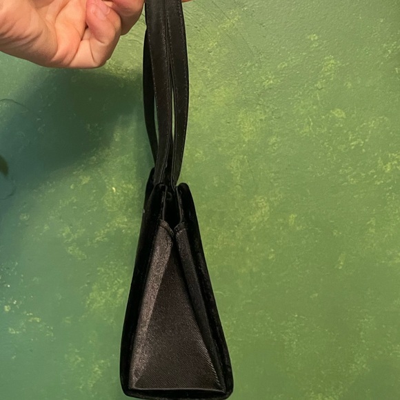 black bag - Picture 5 of 5